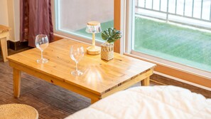 Basic Room, 1 Bedroom (503) | 1 bedroom, free WiFi - Daebudo Green Beach Pension (Ansan)