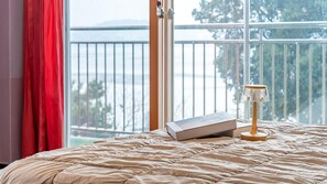 Basic Room, 1 Bedroom (201) - Daebudo Green Beach Pension (Ansan)