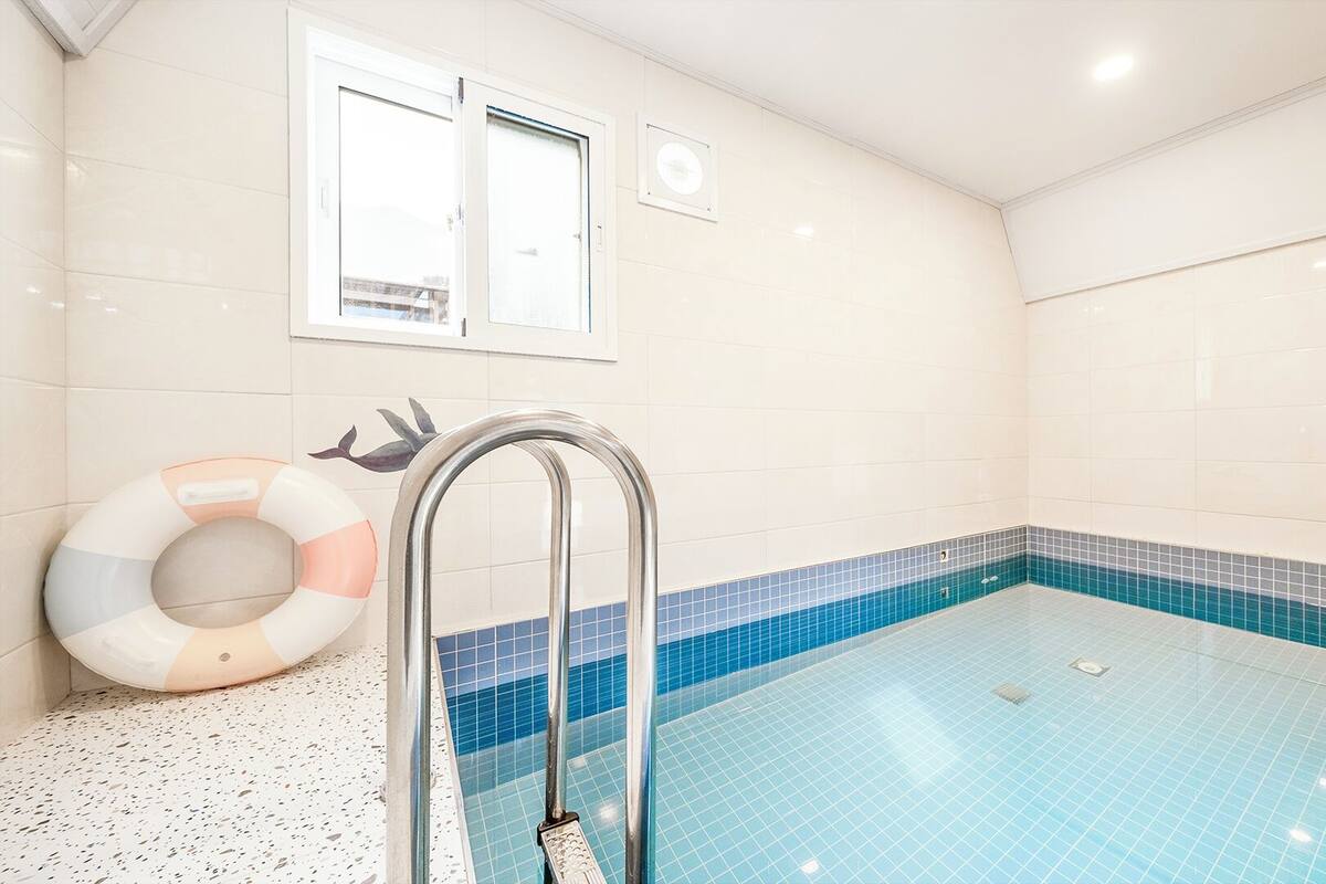 Basic Room, 1 Bedroom (Paran Haneul) | 1 bedroom, WiFi (free)