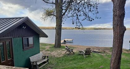 Brand new remodel, fantastic 1 bedroom on Lake Shamineau.