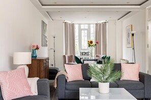 6 bedrooms