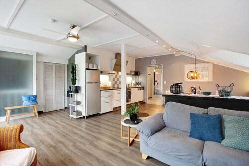 Ferienwohnung Pöttner" mit Balkon und WLAN