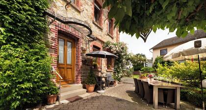 Appartement 'Ferienwohnung Lilly' avec terrasse privée et Wi-Fi