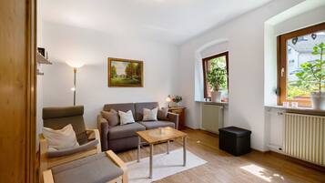 Fernseher, Stereoanlage