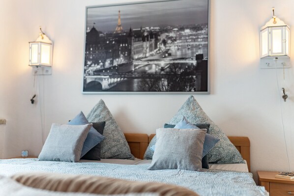 1 bedroom, free WiFi, bed sheets