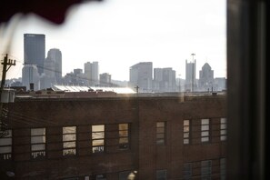 Interior - ★ HostWise Stays ★ Central Quiet Stay, Premium Parking & Dreamy Bath (Pittsburgh)