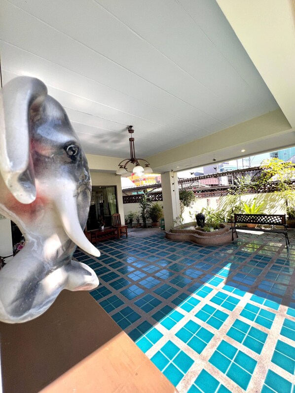 Front of property - Chubby House (Chiang Mai)