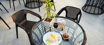 Xpressmall Hotels & Resorts