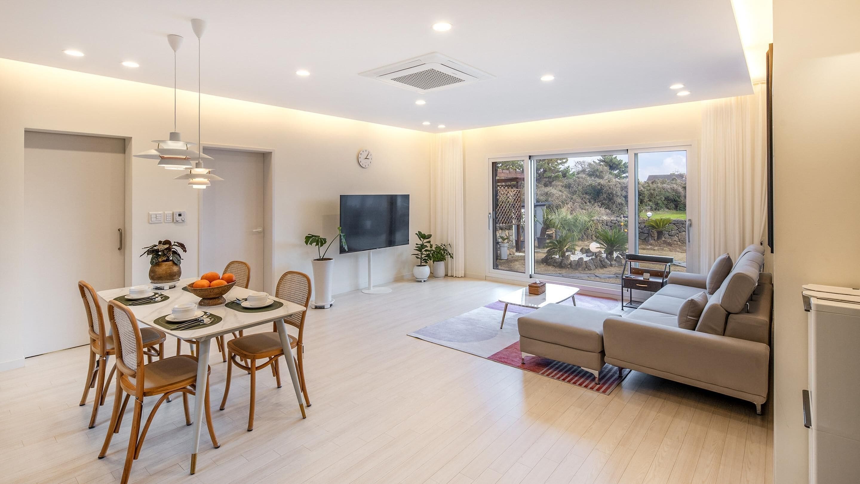 Basic Room, 2 Bedrooms (Dockchae(Jacuzzi)) | 2 bedrooms, free WiFi