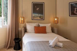 2 bedrooms, iron/ironing board, Internet, bed sheets - Le Windsor douceur de la Riviera au cœur de Cannes (Cannes)