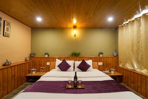 Quarto luxo | 1 quarto, Wi-Fi de cortesia