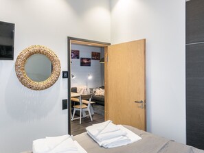 2 soveværelser, internetforbindelse