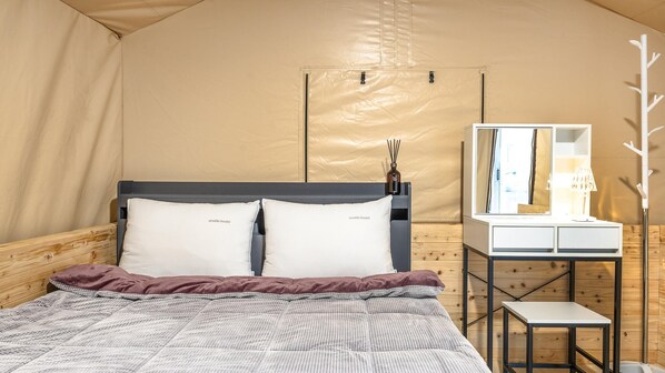 1 개의 침실, 무료 WiFi