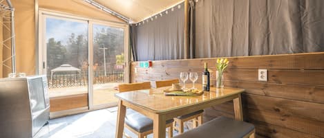 1 bedroom, free WiFi