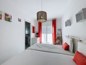 Fer et planche à repasser, Wi-Fi (supplément)