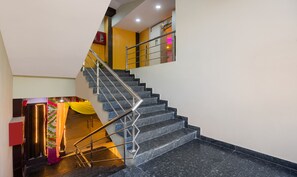 Lobby - Treebo Royal Palace, New Delhi (New Delhi)