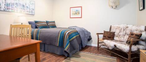 1 bedroom, desk, iron/ironing board, travel cot