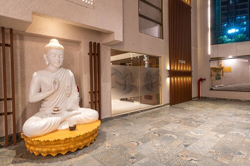 Treebo Premium Heritage Grand, Thane