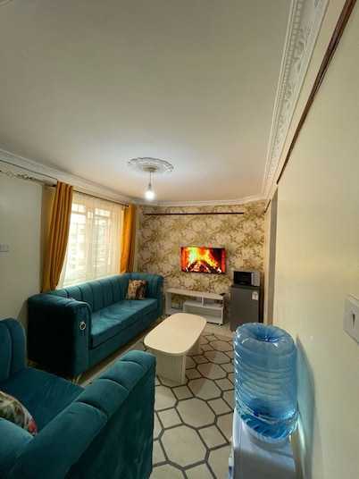 Lux Suites Nila Apartments Utawala