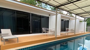 Kamar Mewah | Teras/patio