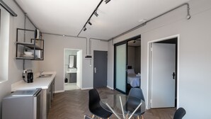 Room - Inn & Out Plus (Johannesburg)