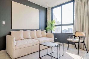 TV, offices - w *| Positioned 1BR w/ Beautiful View in Calle 50 (Panamá)