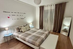 2 Schlafzimmer, Bettwäsche