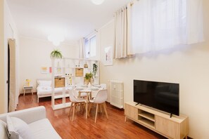 Living area - Easylife - Oasi di stile in Sant’Ambrogio (Milano)