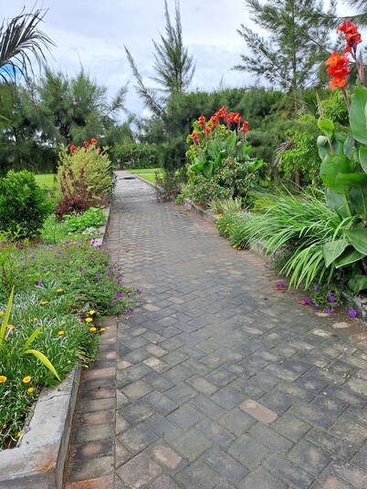 Stod Villas Namugongo Sonde, private and quiet