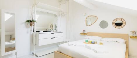 1 chambre, fer et planche à repasser, Wi-Fi, draps fournis