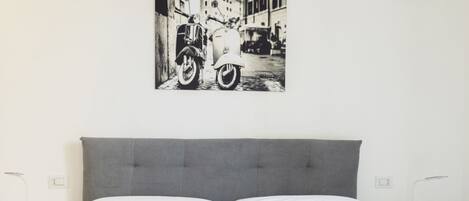 1 slaapkamer, een strijkplank/strijkijzer, wifi, beddengoed