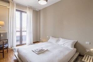 2 chambres, fer et planche à repasser, Wi-Fi, draps fournis