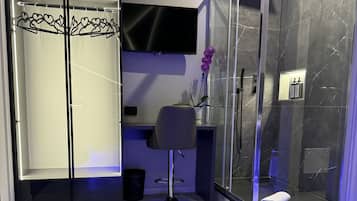 Basic Room | 1 bedroom, desk, free WiFi