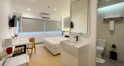 Arawana Express Sukhumvit 22