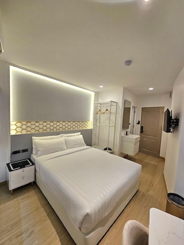 Arawana Express Sukhumvit 22