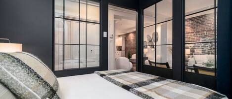 3 dormitoris, planxa i posts de planxar, wifi gratuïta i roba de llit