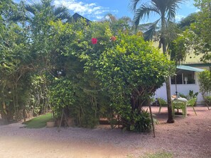 Front of property - Jeanny's Apartments (Praslin Island)