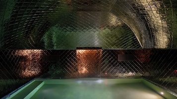 Piscine couverte