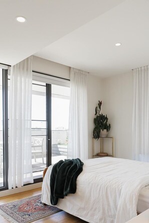 2 bedrooms, WiFi - StayCentral - The Stanley@Collingwood (Collingwood)