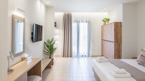 Deluxe Quadruple Room - Kea Bliss (Kea)