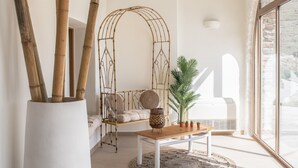 Reception - Kea Bliss (Kea)