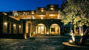 Front of property - Kea Bliss (Kea)