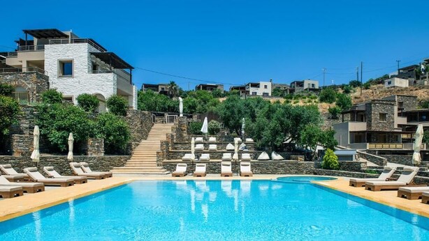 Seasonal outdoor pool - Kea Bliss (Kea)
