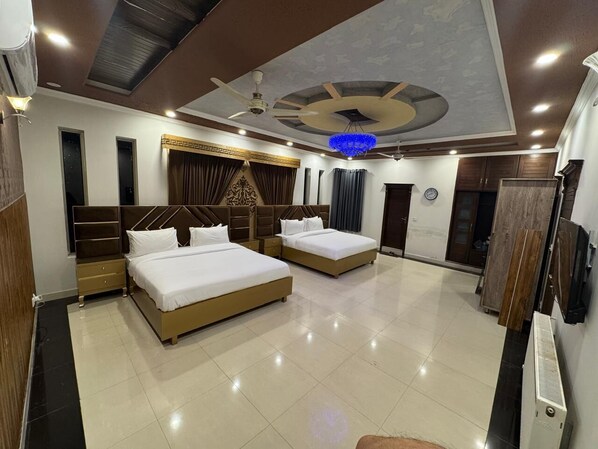 Suite | Desk, soundproofing, free WiFi - Dream Inn Guest House Islamabad (Islamabad)