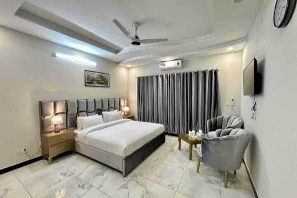 Habitación doble Deluxe | Escritorio, insonorización y wifi gratis