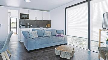 Fernseher, Stereoanlage