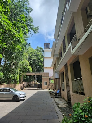 Front of property - Vila Do Flor Goa (Assagao)