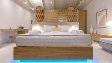Suite Studio Supérieure, 1 chambre, vue mer | Coffres-forts dans les chambres, fer et planche à repasser