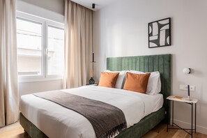 1 bedroom, blackout drapes, iron/ironing board, free WiFi