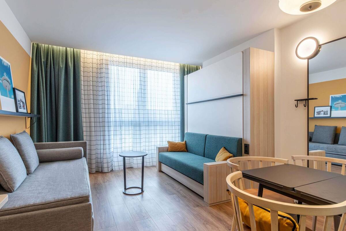 Studio, Multiple Beds | Premium bedding, blackout drapes, soundproofing, iron/ironing board